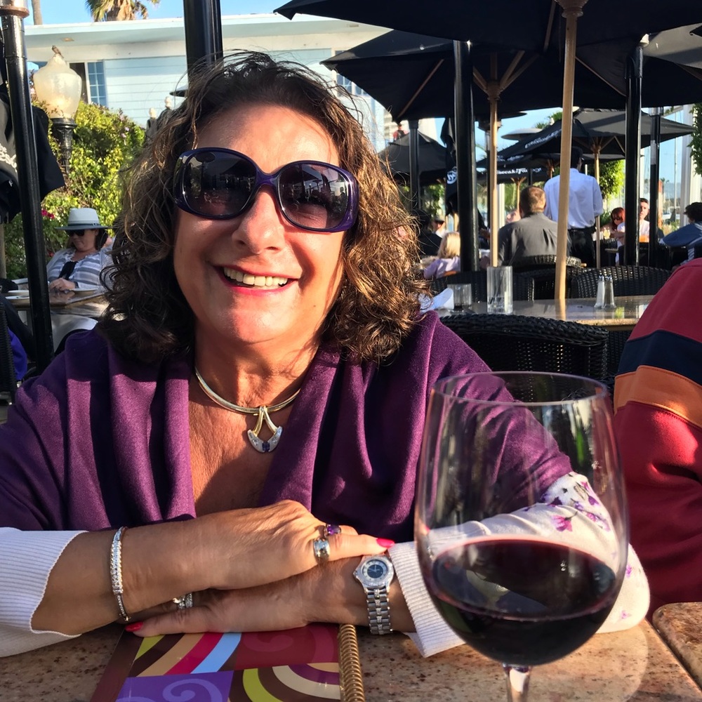 Meet your Posher, Dee